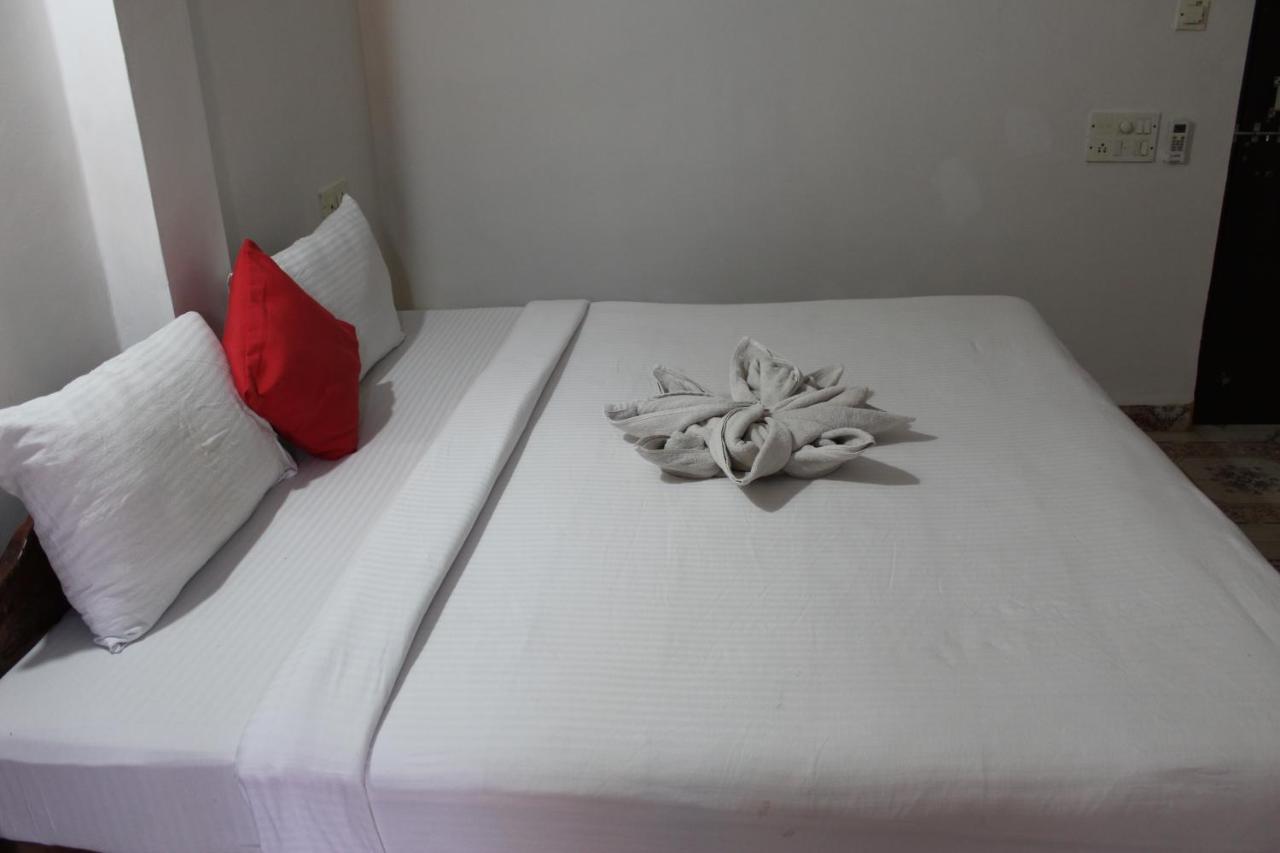 Stay At Seas Calangute Buitenkant foto